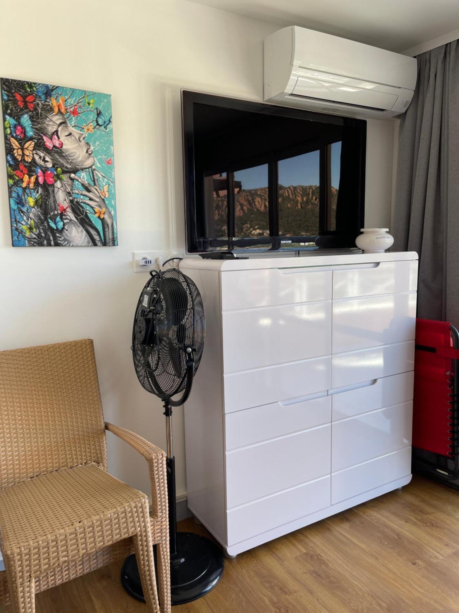 Appartement Cap Esterel 4/5 Personnes Saint-Raphaël Eksteriør billede