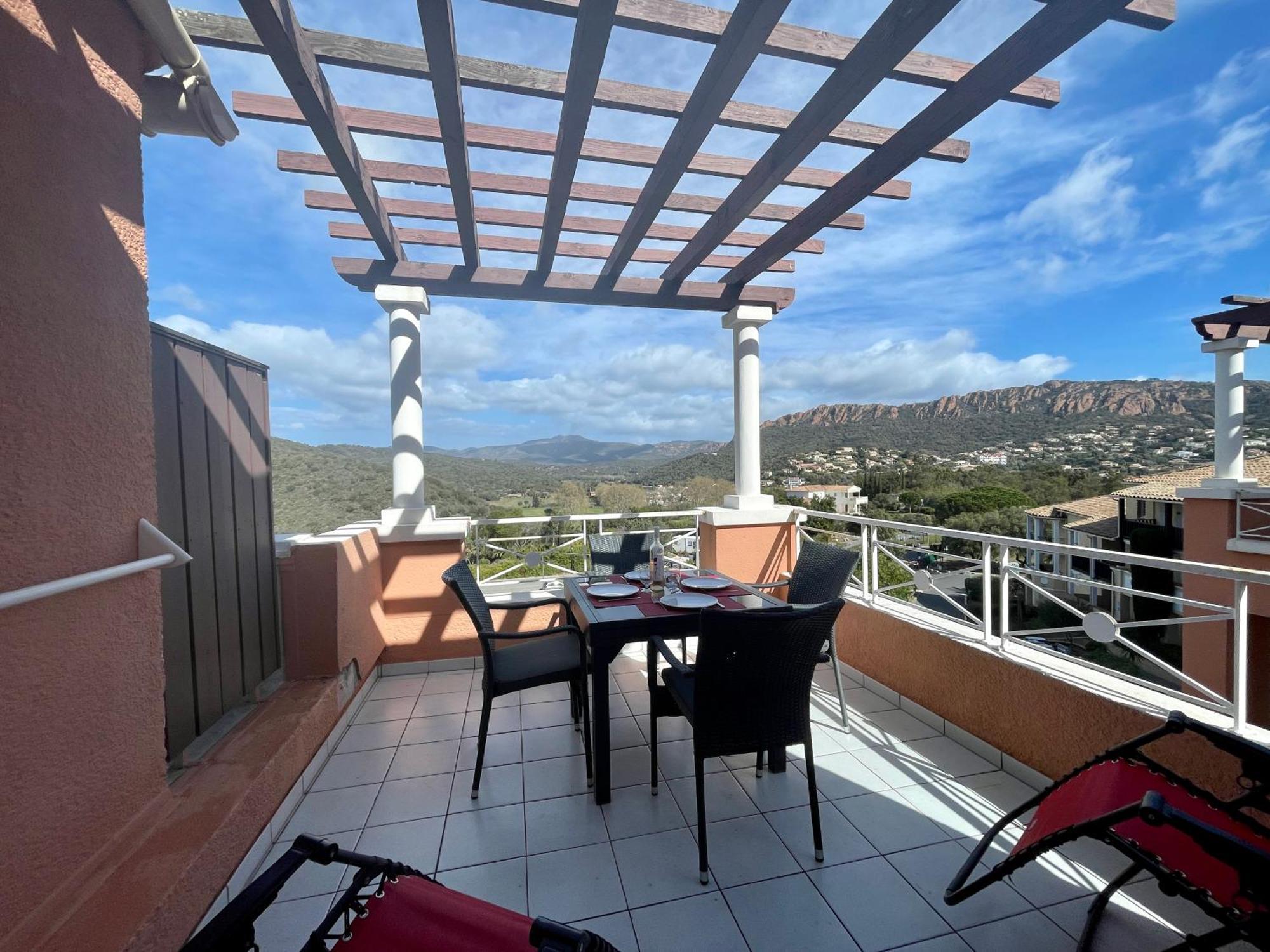 Appartement Cap Esterel 4/5 Personnes Saint-Raphaël Eksteriør billede