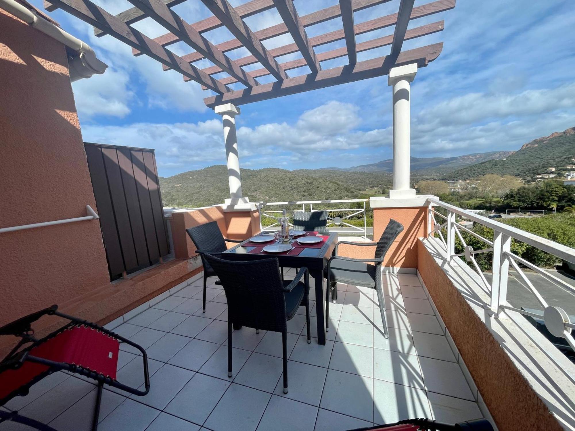 Appartement Cap Esterel 4/5 Personnes Saint-Raphaël Eksteriør billede