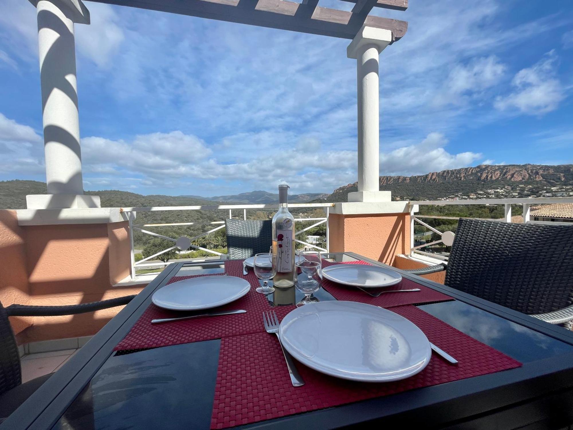 Appartement Cap Esterel 4/5 Personnes Saint-Raphaël Eksteriør billede
