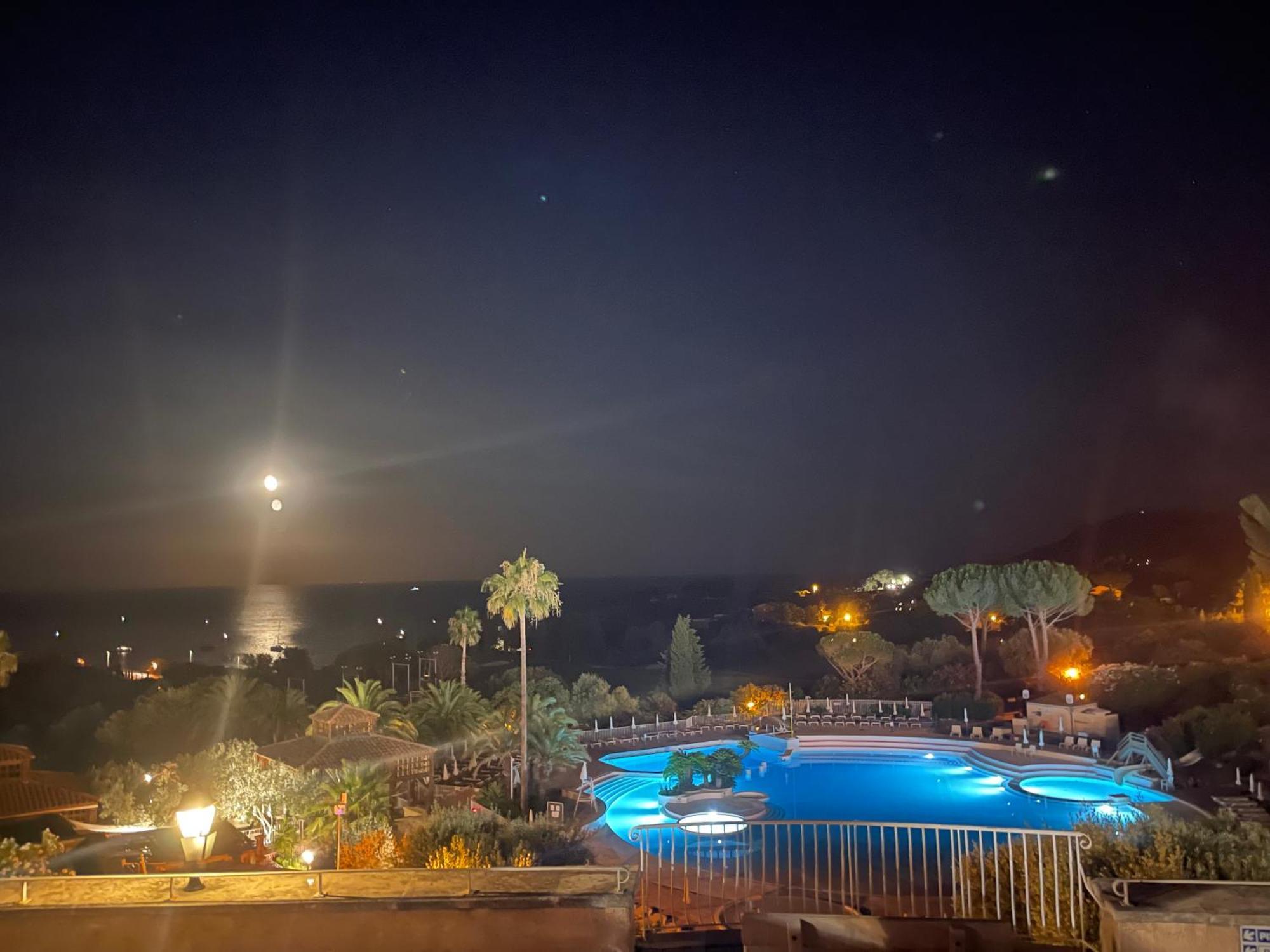 Appartement Cap Esterel 4/5 Personnes Saint-Raphaël Eksteriør billede